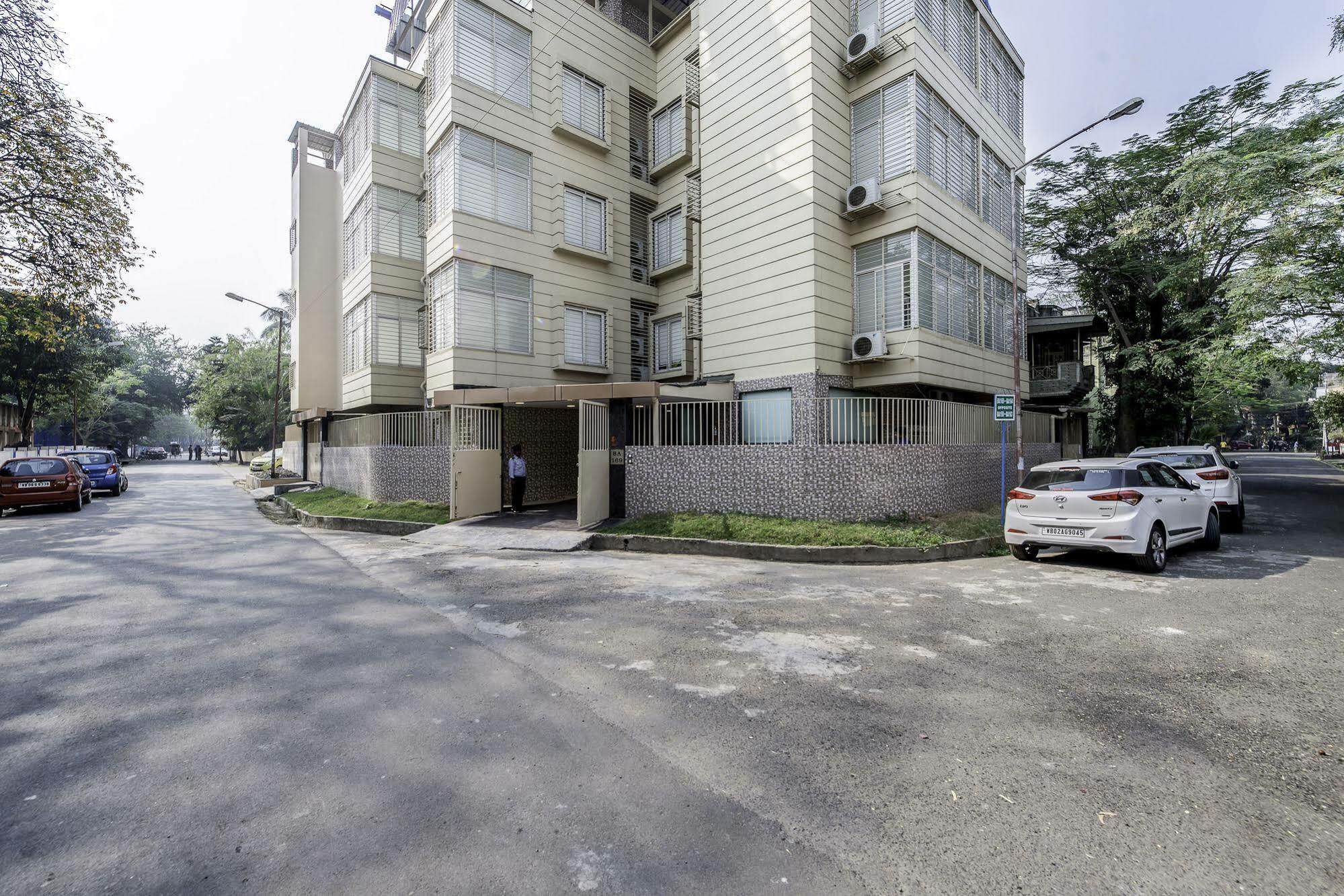 Oyo 16703 Hotel The Platinum コルカタ エクステリア 写真