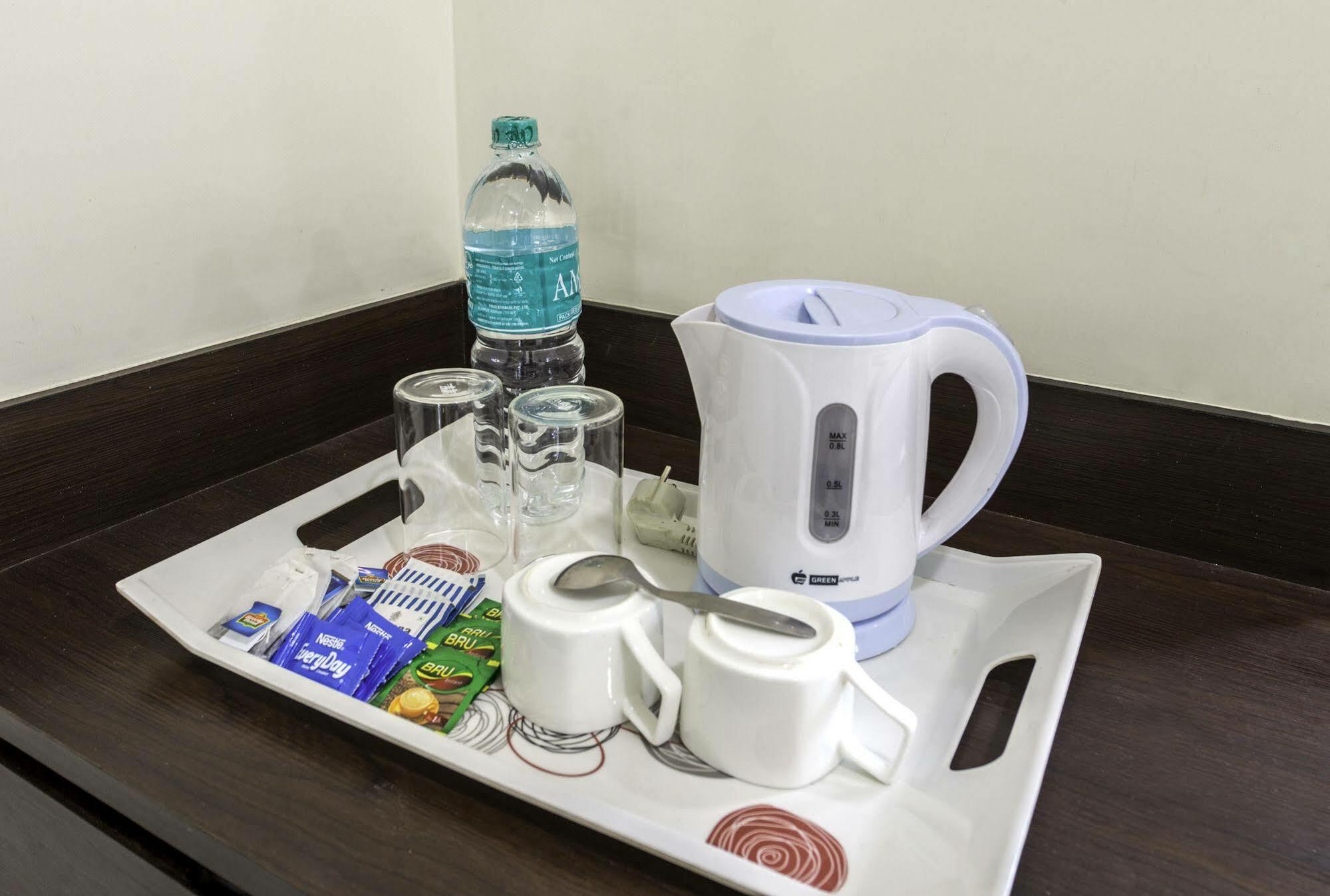 Oyo 16703 Hotel The Platinum コルカタ エクステリア 写真